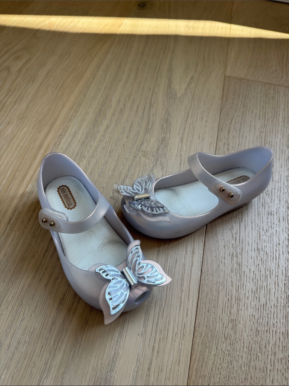 Girls mini Melissa size 10